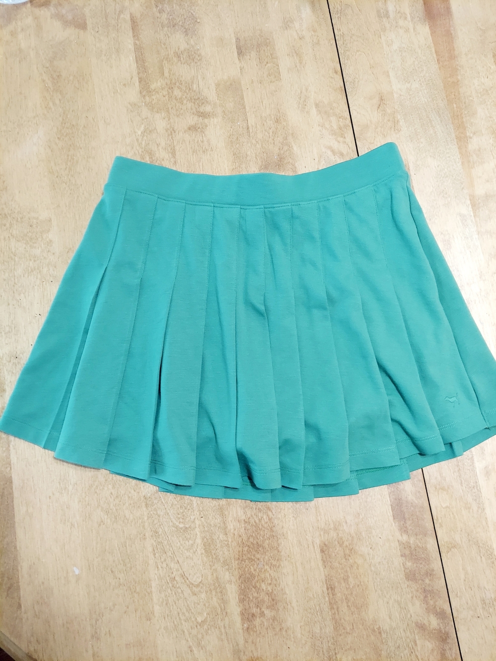 PINK Victoria's Secret Emerald Green Pleated Tennis Prep Scort Women Size M NWOT